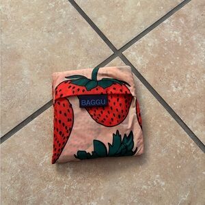 BAGGU Strawberry Print Tote